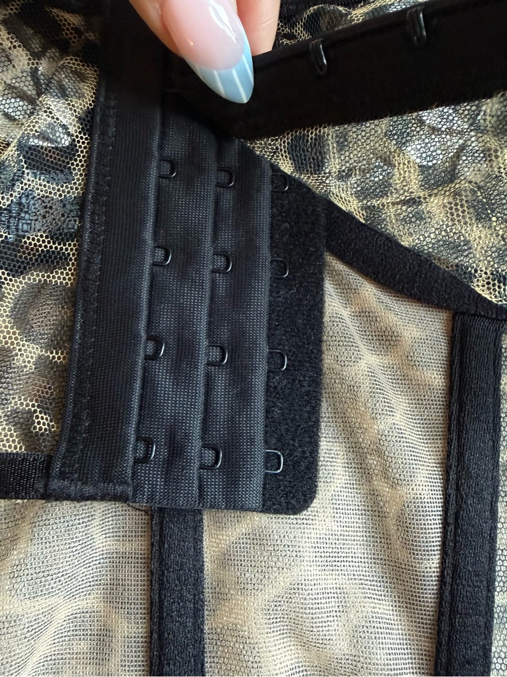 ASOS Leopard Lace Longline Bralette corset in Tan and Black - Picture 4 of 5